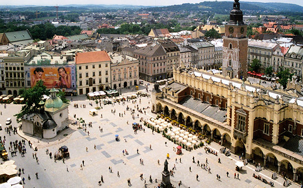Top_10_cheapest_places_to_visit_in_europe_Krakow_Poland